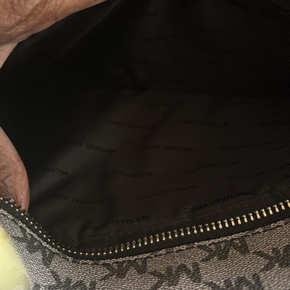 NWOT Michael Kors Large Grey Tote - Picture 5 of 8